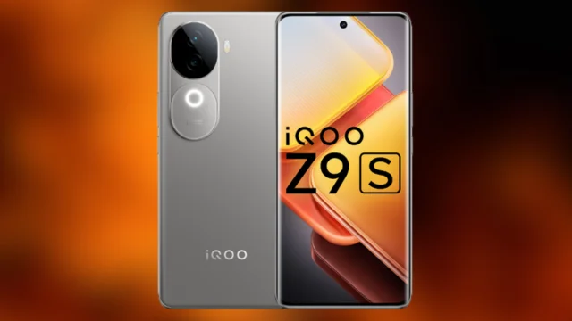 the iQOO Z9s features a 3D curved AMOLED display. The display also has a 120Hz refresh rate and a peak brightness of 4500 nits.