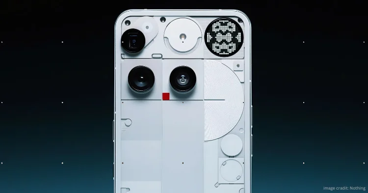 nothing phone 3 will be available in White and Black color options